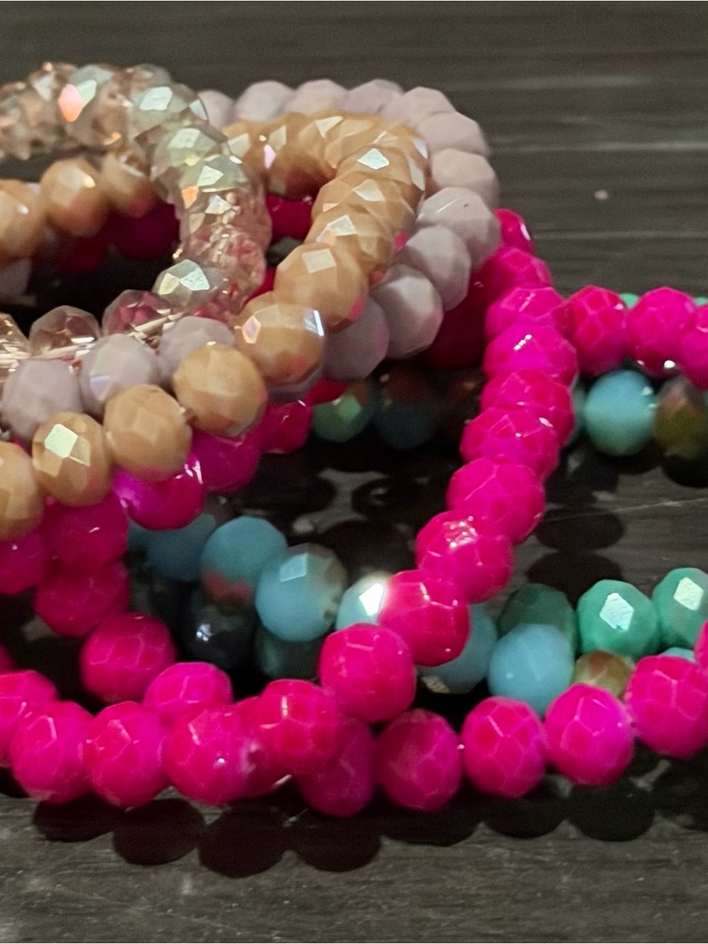 Lot of 8 stretch beaded bracelets